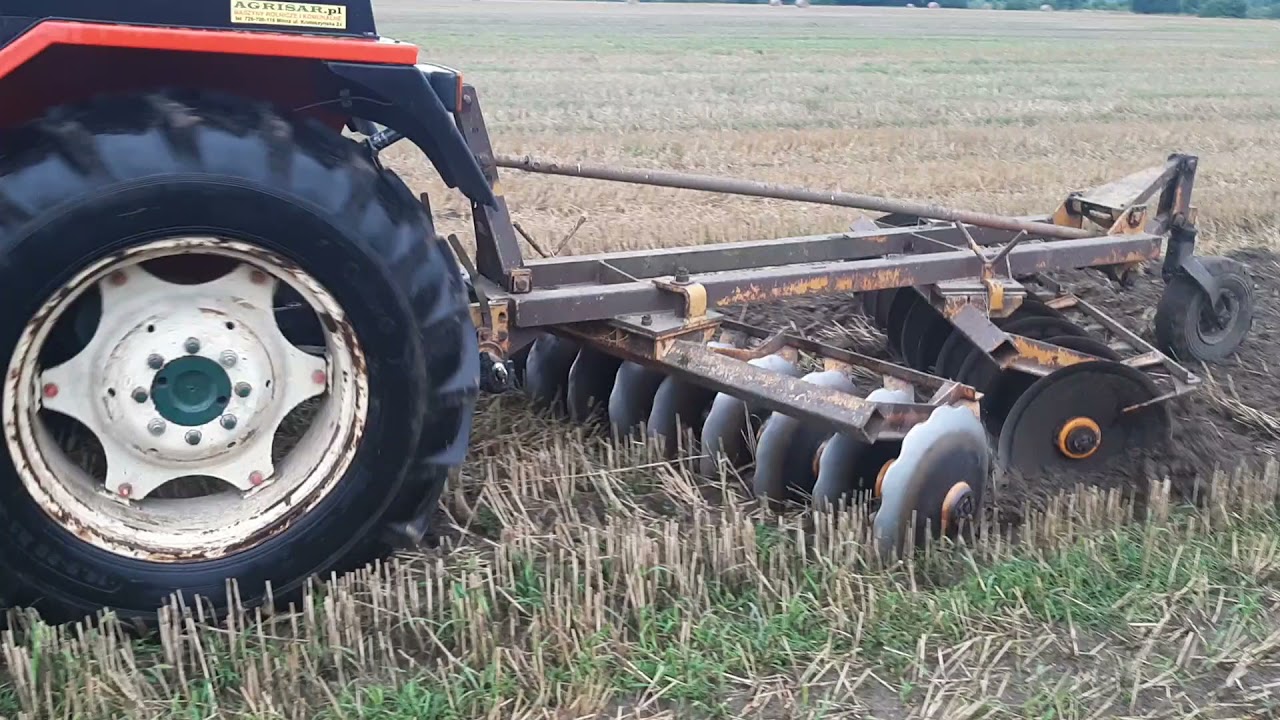 C-360 i talerzówka 2,7m (około 700kg, 11talerzy na jednej osi, suma 22 talerzy, głę 15cm). Smugi 21