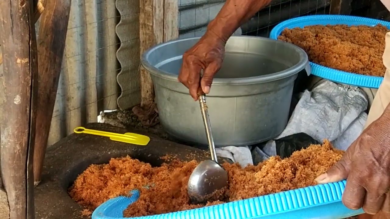 proses pembikinan bumbu krupuk mlarat khas cirebon