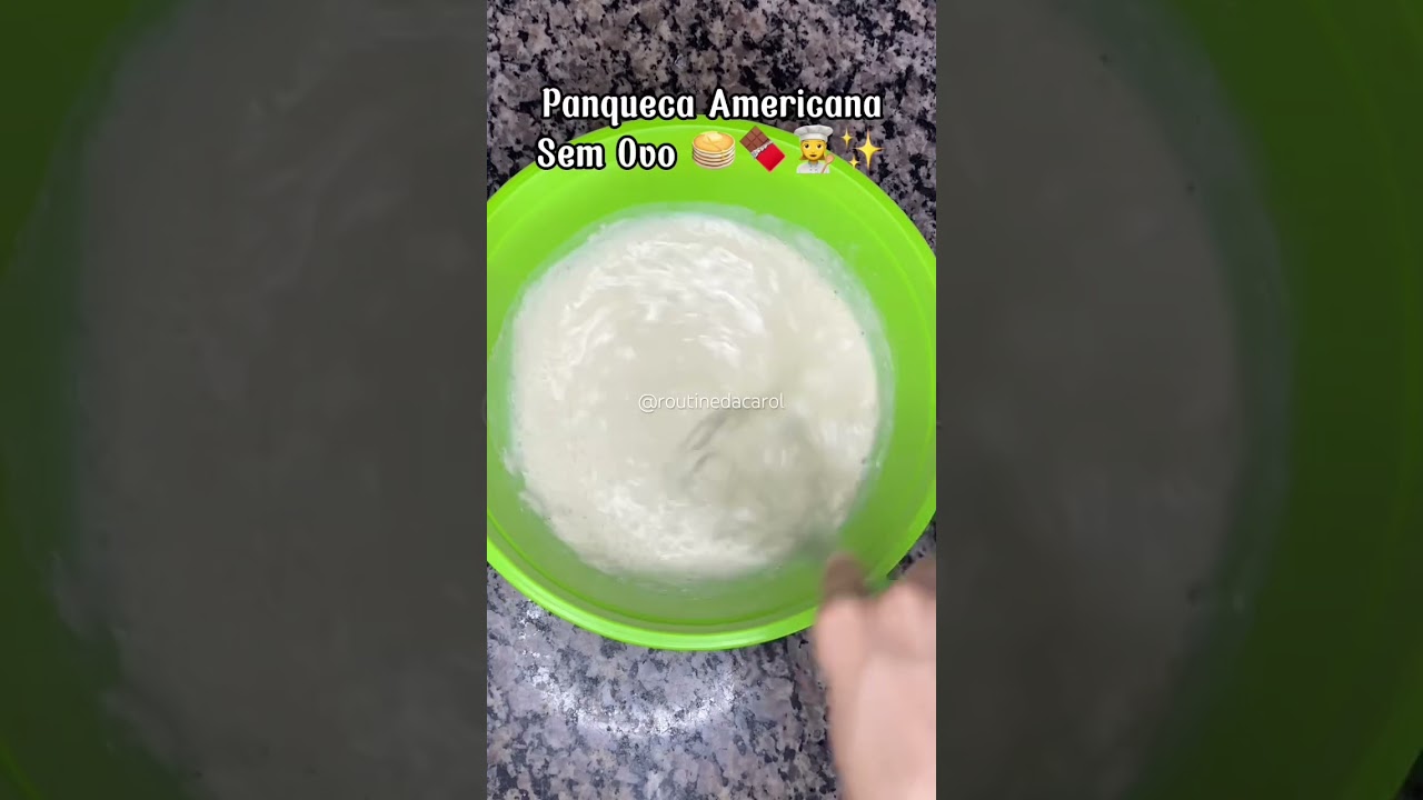Panqueca americana sem ovo 🥞🍯👩&zwj;🍳 #panquecadoce #panquecaamericana #receitasfaceis #doces