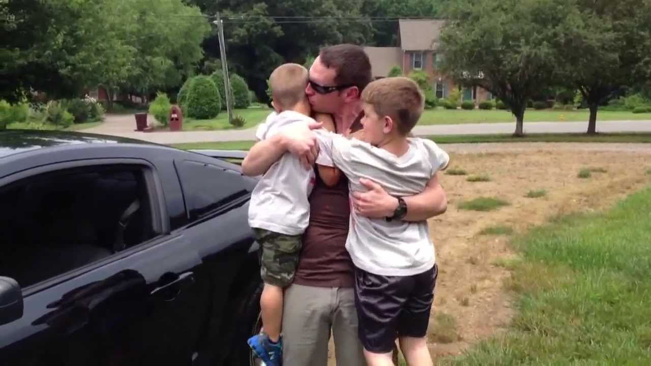 Daddy is home, boys emotional reaction - Military Homecoming