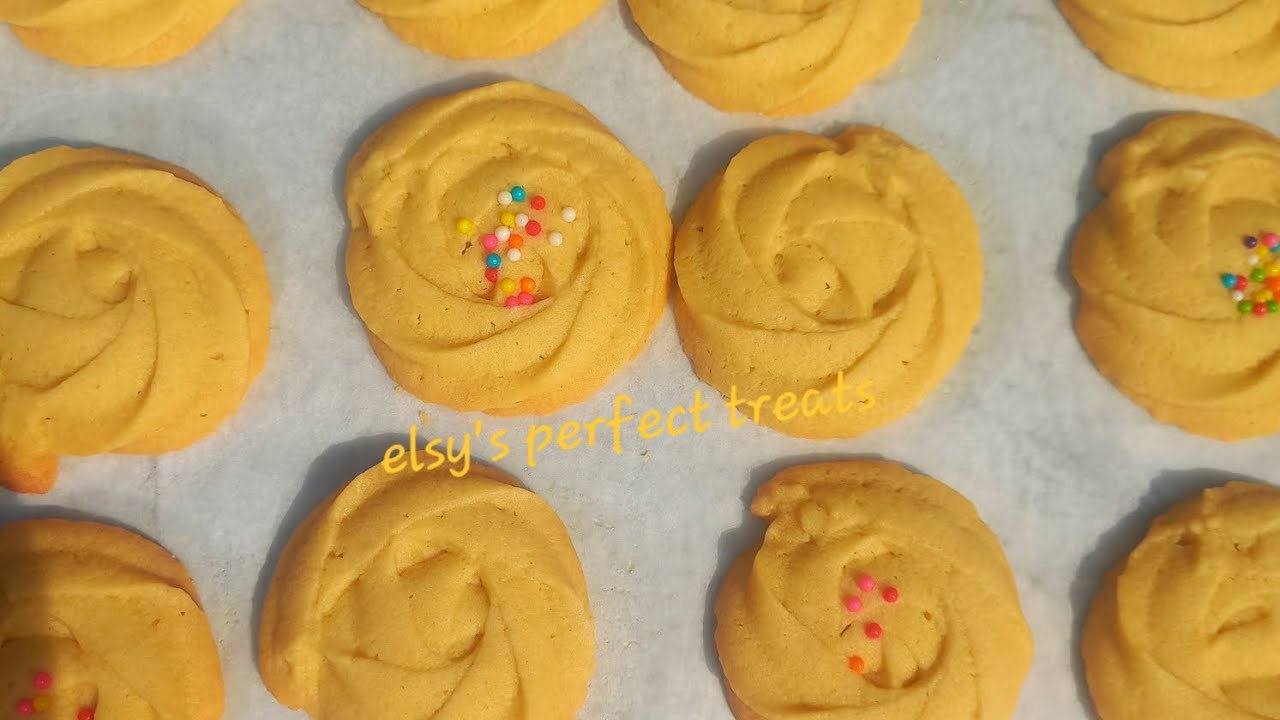 HOW TO MAKE PIPED BUTTER COOKIES