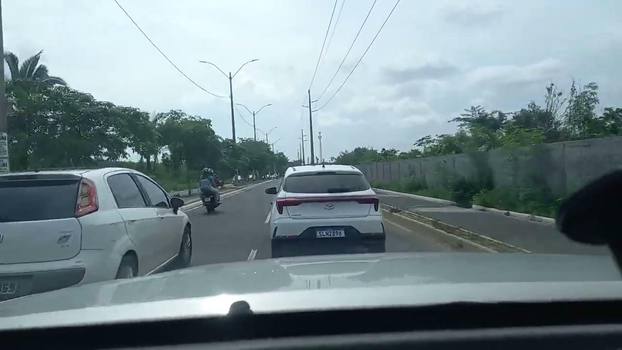 Passando pela av.dos ipês