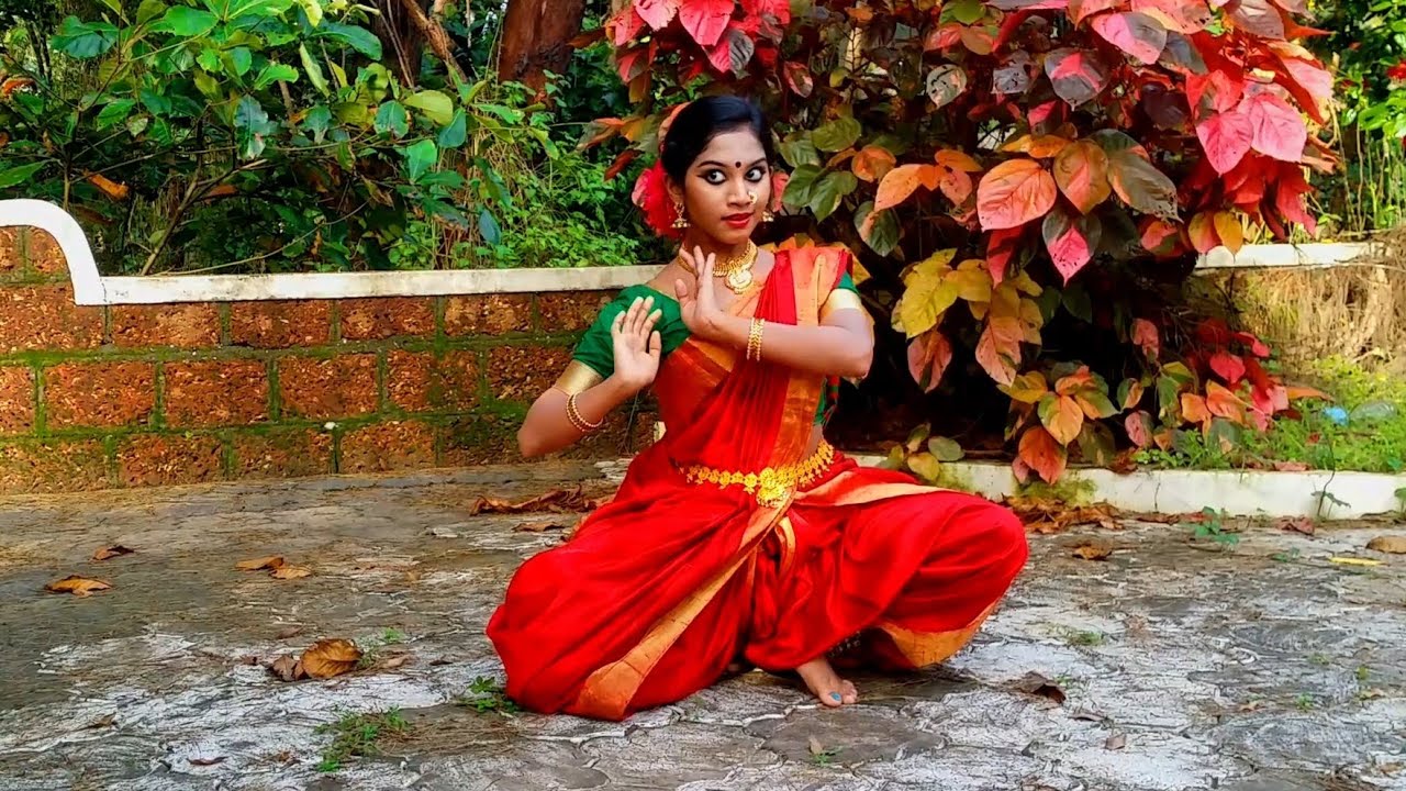 Sundarano Sooriyano | Dance Cover | Sreeganga Nk