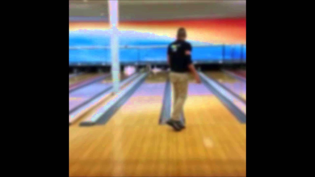 Pablo Scarfone 300 game 09-30-15 Bowling Zool in Valladolid, Spain