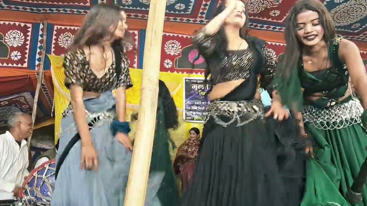 Skmusic99736 Like share subscribe coment kar dijiyega 👈 🙏 new video 2026 ka gurup dance 