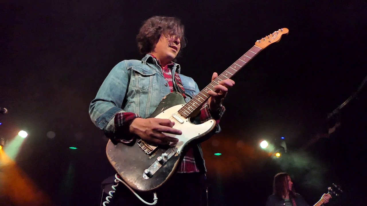 Davy Knowles - Tear Down the Walls