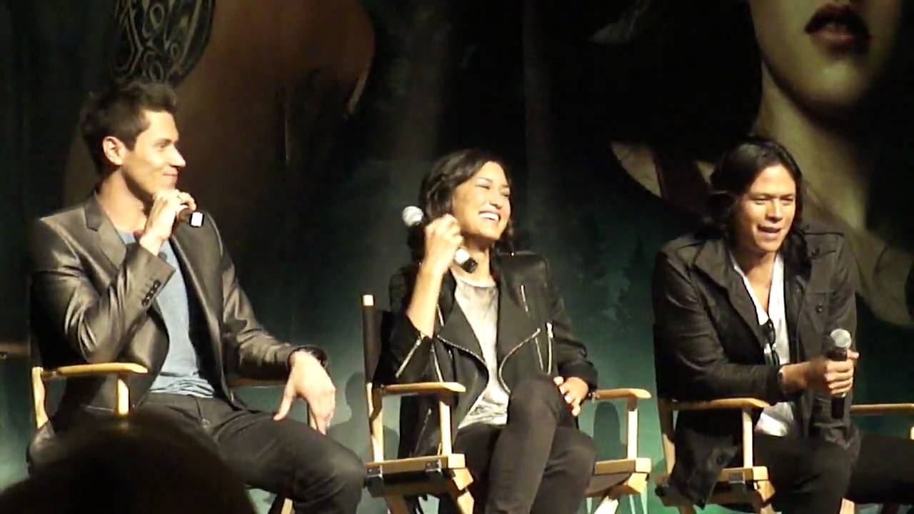 Alex Meraz, Julia Jones & Chaske Spencer at LA Twilight Saga: Eclipse Convention