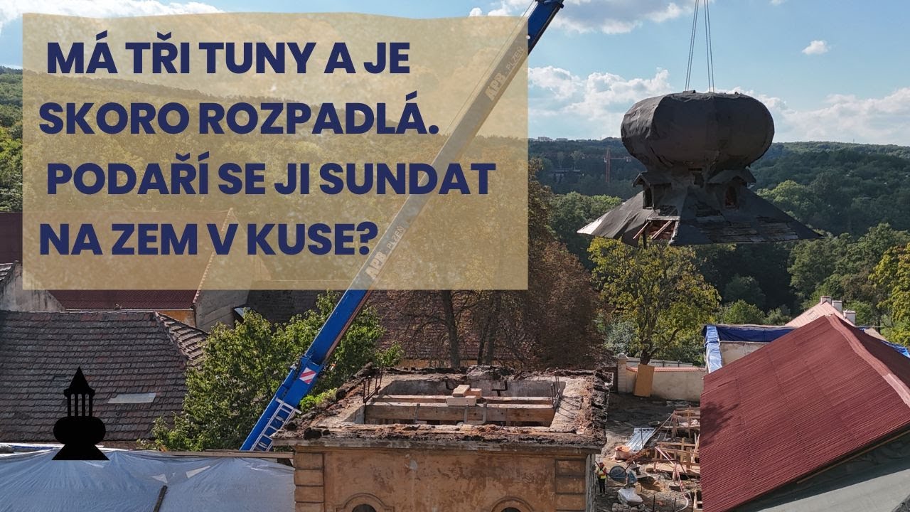 Napětí na Cibulce: podaří se snést třítunovou ikonu na zem v jednom kuse?