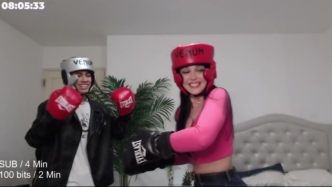 😍LAURA Y CAÑITA 😍CAÑITA BOXEA CON LAURA😍 CAÑITA LE ENSEÑA A BOXEAR 😲 #1