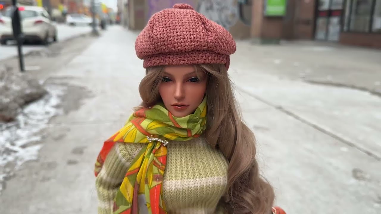 Почему я теперь играю с куклами, когда мне за пятьдесят... (распаковка моего нового манекена)