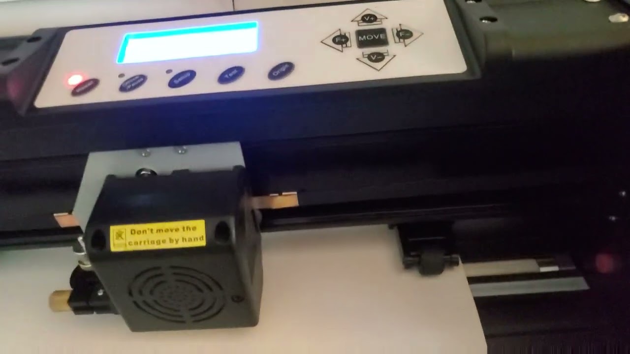 Now making vinyl stickers... Testing the Vevor 28