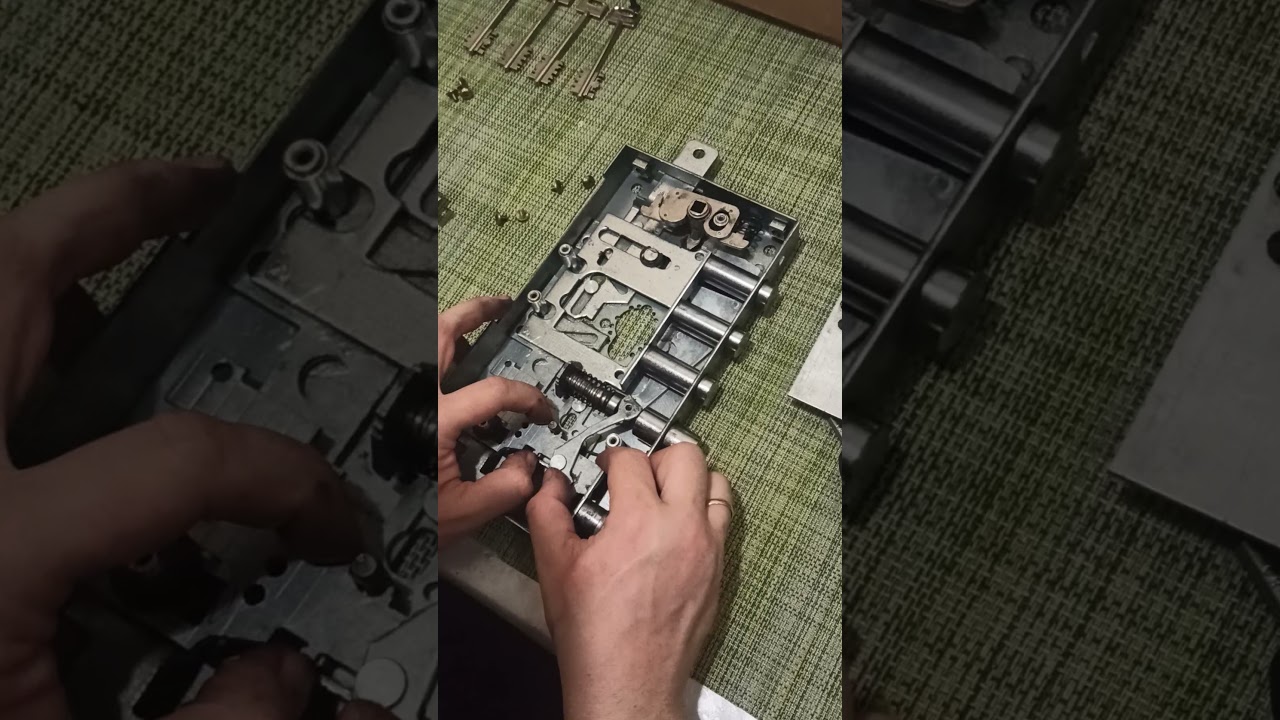 Securemme 2533SR;6+6; двухсистемный  врезной замок.
