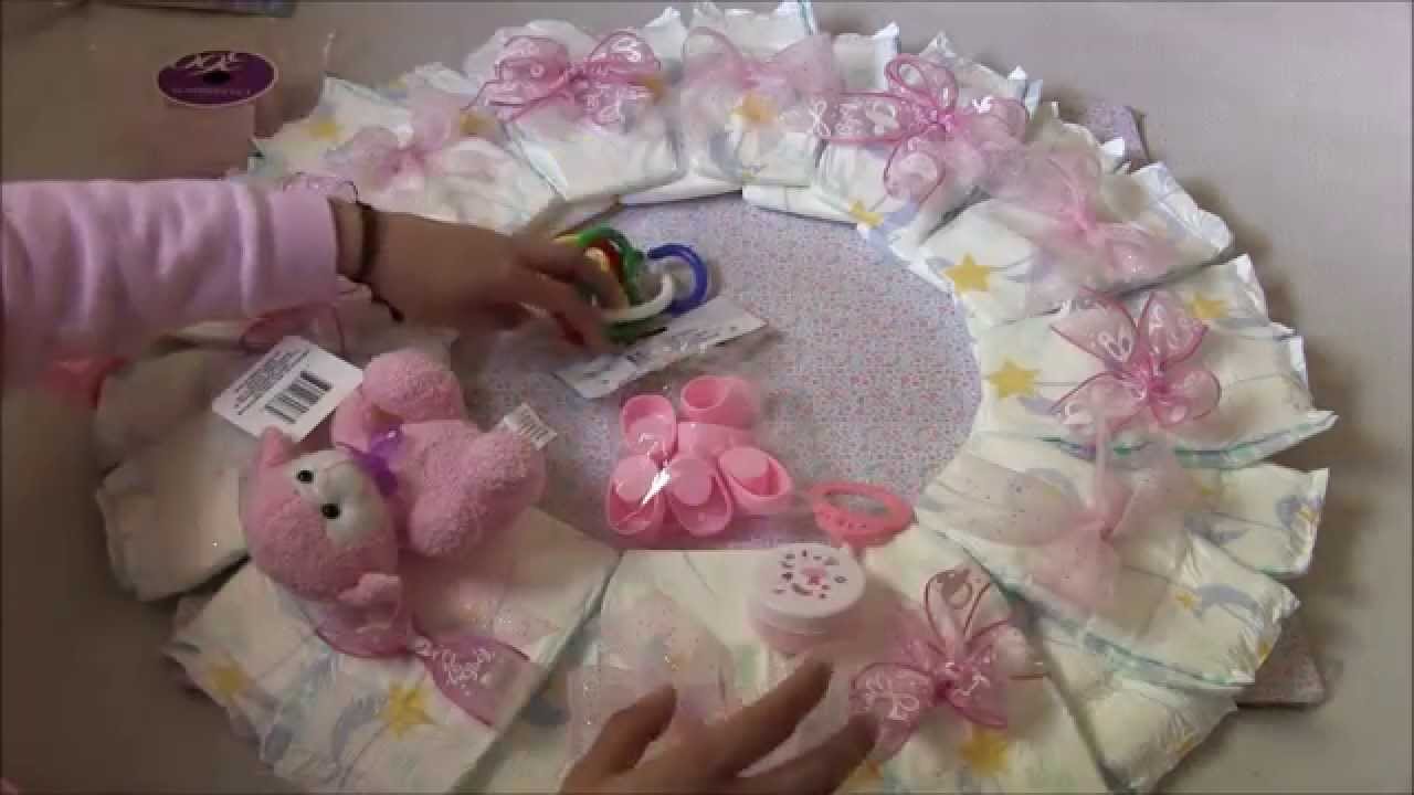 Como hacer una corona de pañales para decorar un baby shower