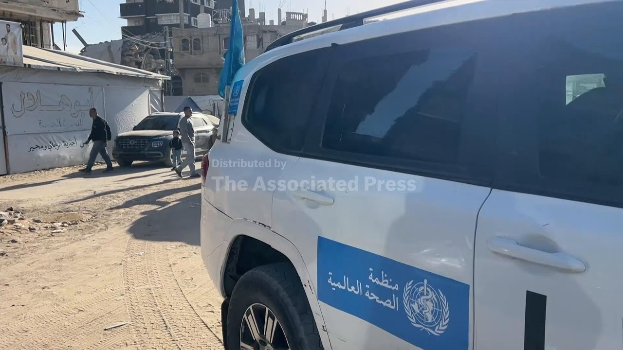 Palestinian patients leave Khan Younis for reopened Rafah border crossing