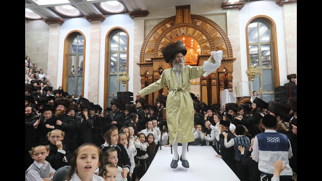 שמחת בית השואבה עם ר מיילך בידרמן Rav Elimelech Biderman Simchat Beit HaShoeivah