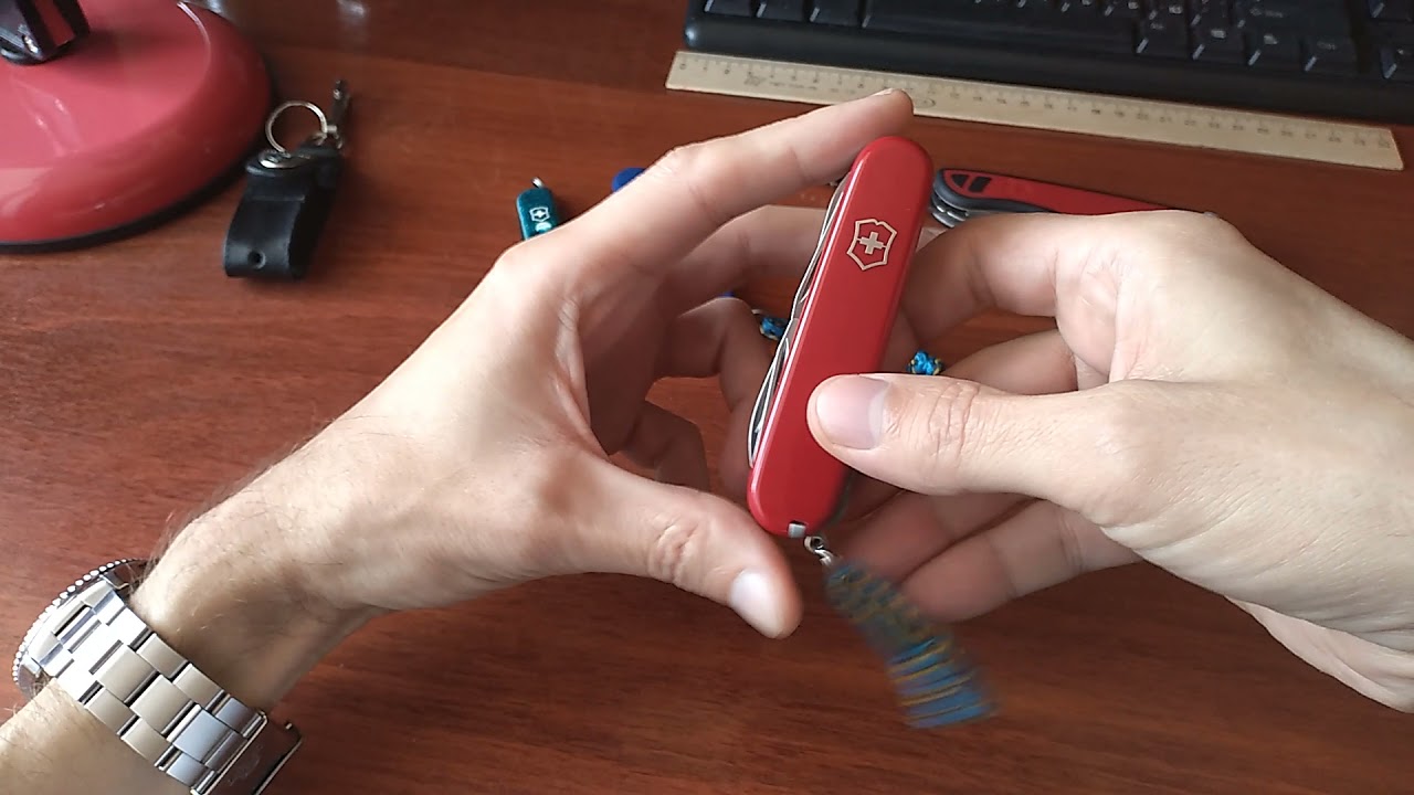 Victorinox Mountaineer