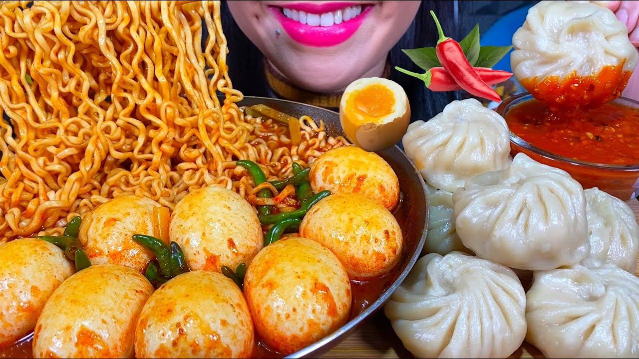 ASMR CURRY FIRE NOODLES SOUP, SOFT BOILED EGGS, CHICKEN MOMO MASSIVE Eating Sounds