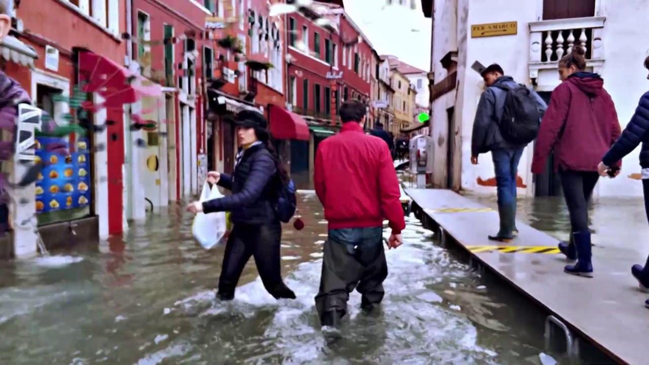 From Railway Station to Rialto Bridge - Venice - High Water - 150 cm
