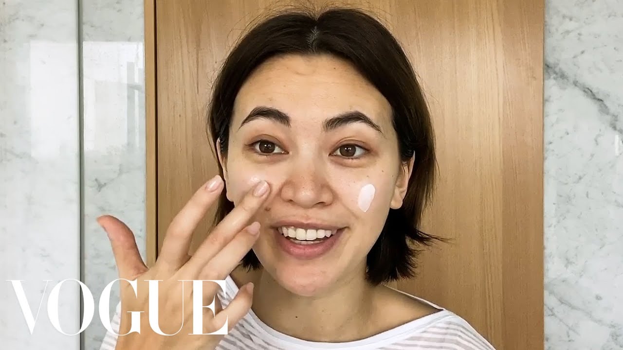 Glass Onion's Jessica Henwick's Guide to Acne-Fighting Skin Care | Beauty Secrets | Vogue