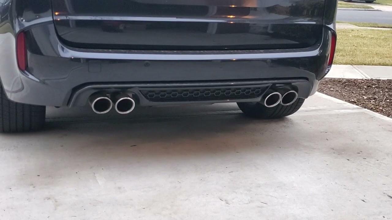 F85 BMW X5M VRSF catless + x pipe warm start & revs with valves closed and opened.