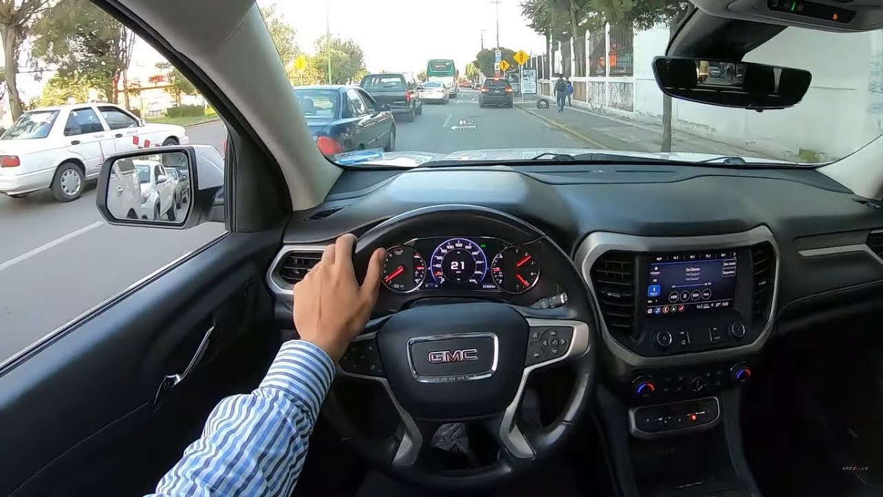 2021 GMC Acadia Denali | Prueba y manejo POV
