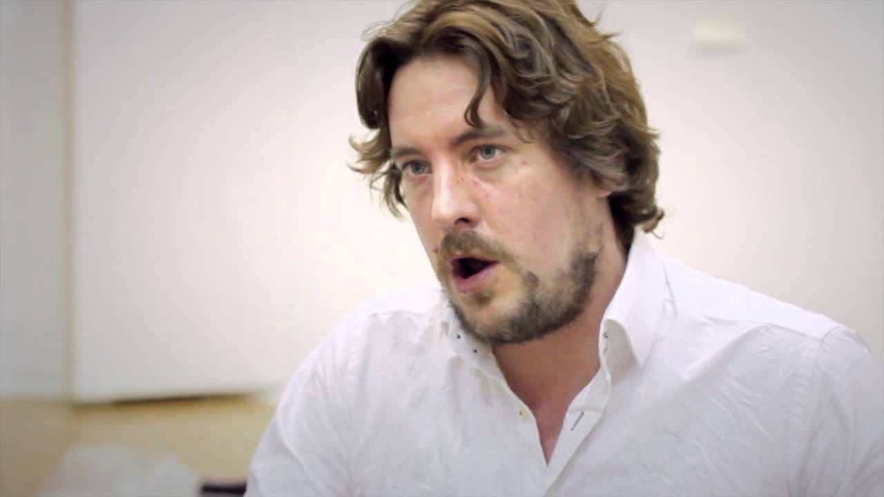 Billy Budd: Benedict Nelson sings Billy in the Darbies solo