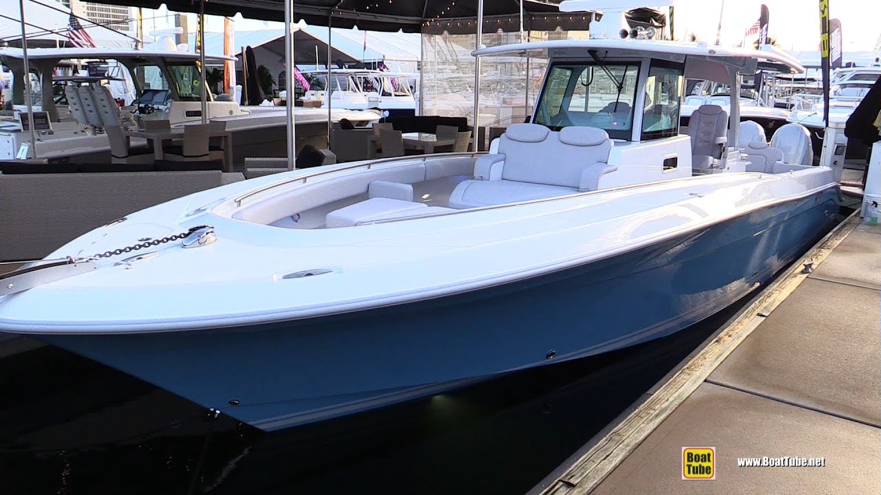 2022 HCB 42 Lujo Center Console - Walkaround Tour - 2021 Fort Lauderdale Boat Show