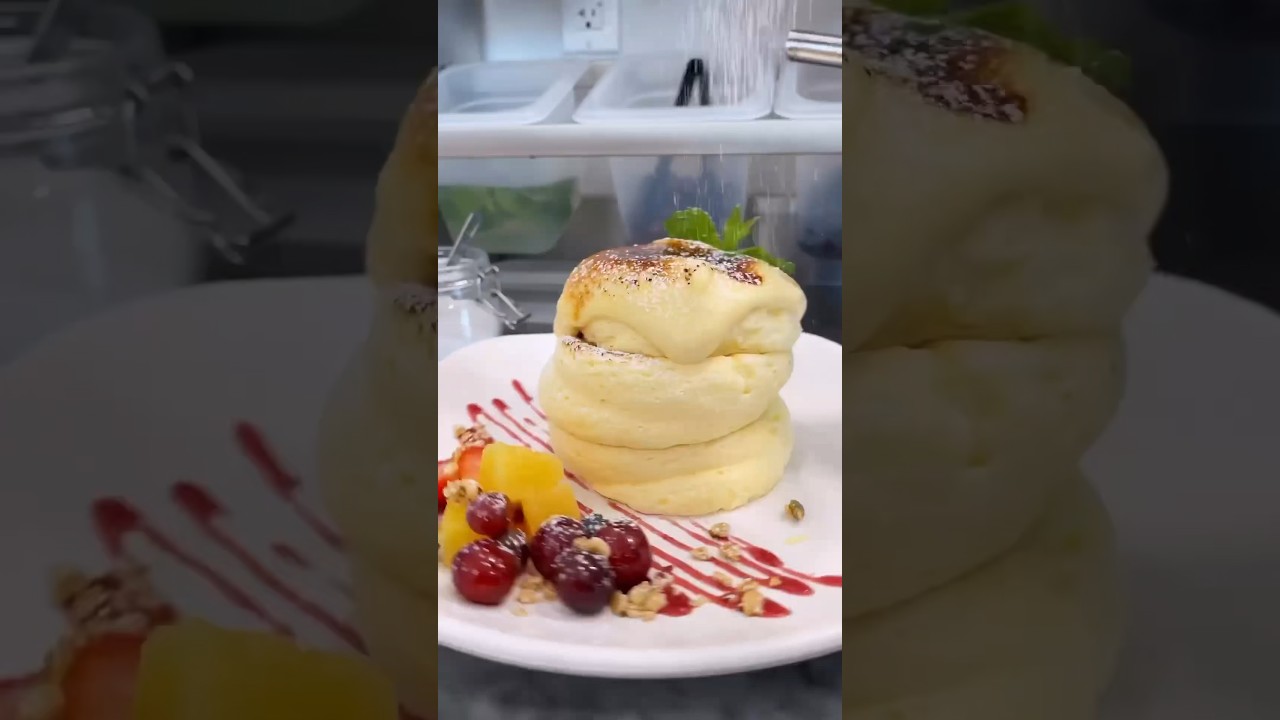 Japanese Souffl&eacute; Pancakes |📍: Motto Tea Cafe | Food Network