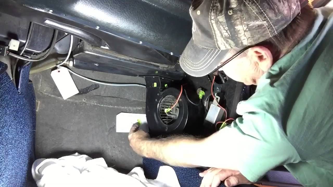 1973 Mercedez 280SE 4.5 w108 Replace AC Fan Motor