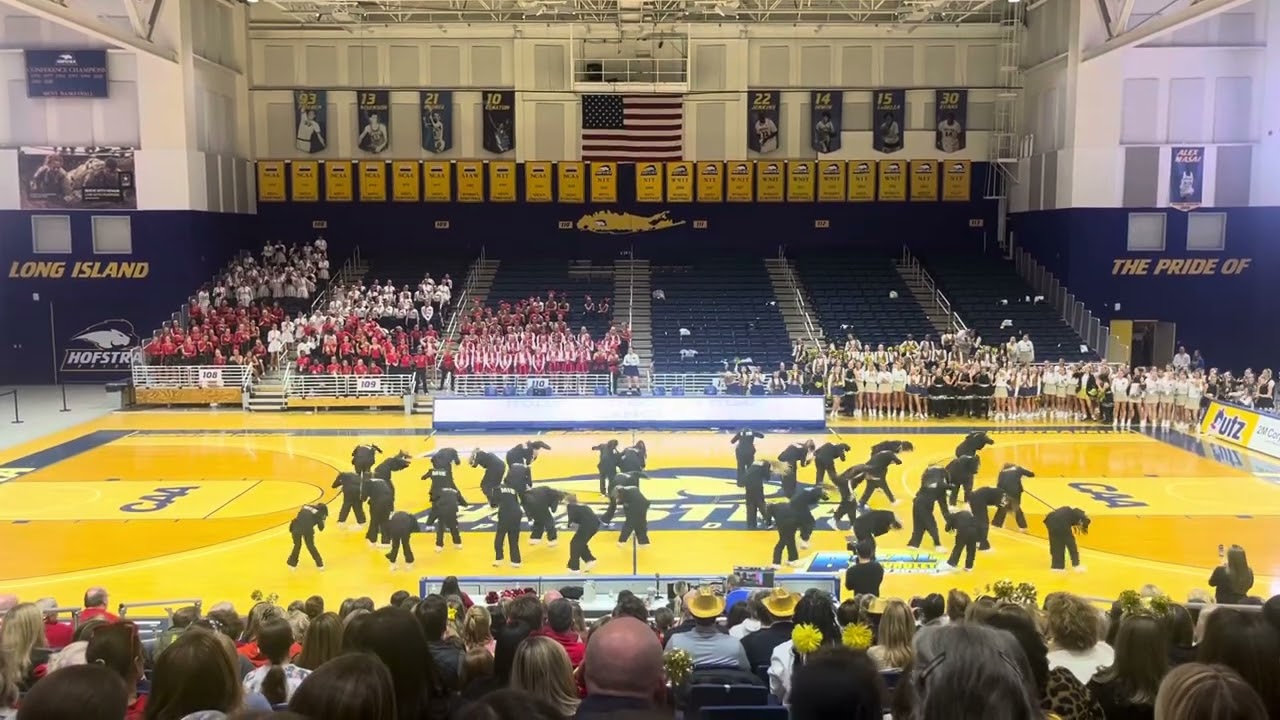 GOLD DANCE 2024