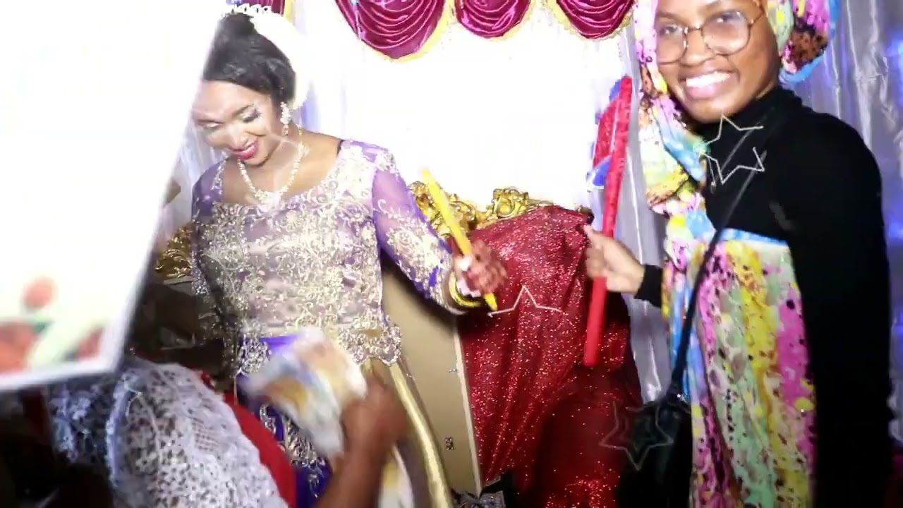 KAY Mr HAIRIDINE ET Mme SAMINA VAHIBE