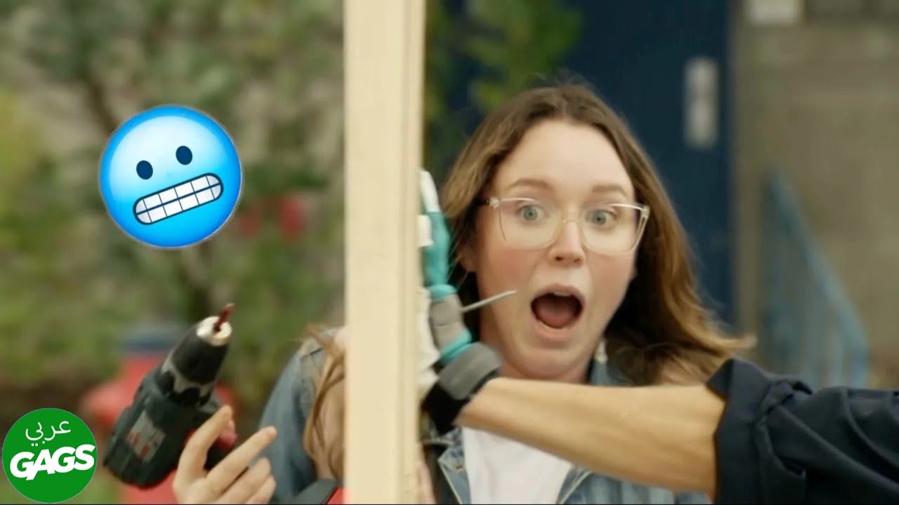 لقد ثقبت يده | Just For Laughs Gags بالعربية