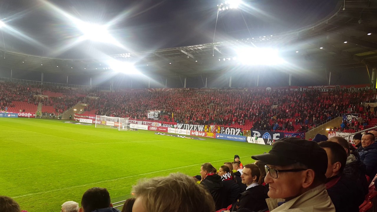 Widzewiacy pozdrawiają krakowską Wisłę