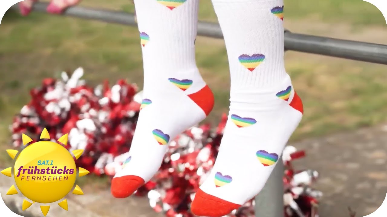 Bunt, crazy, wild - verrückte Socken im Trend | SAT.1 Frühstücksfernsehen