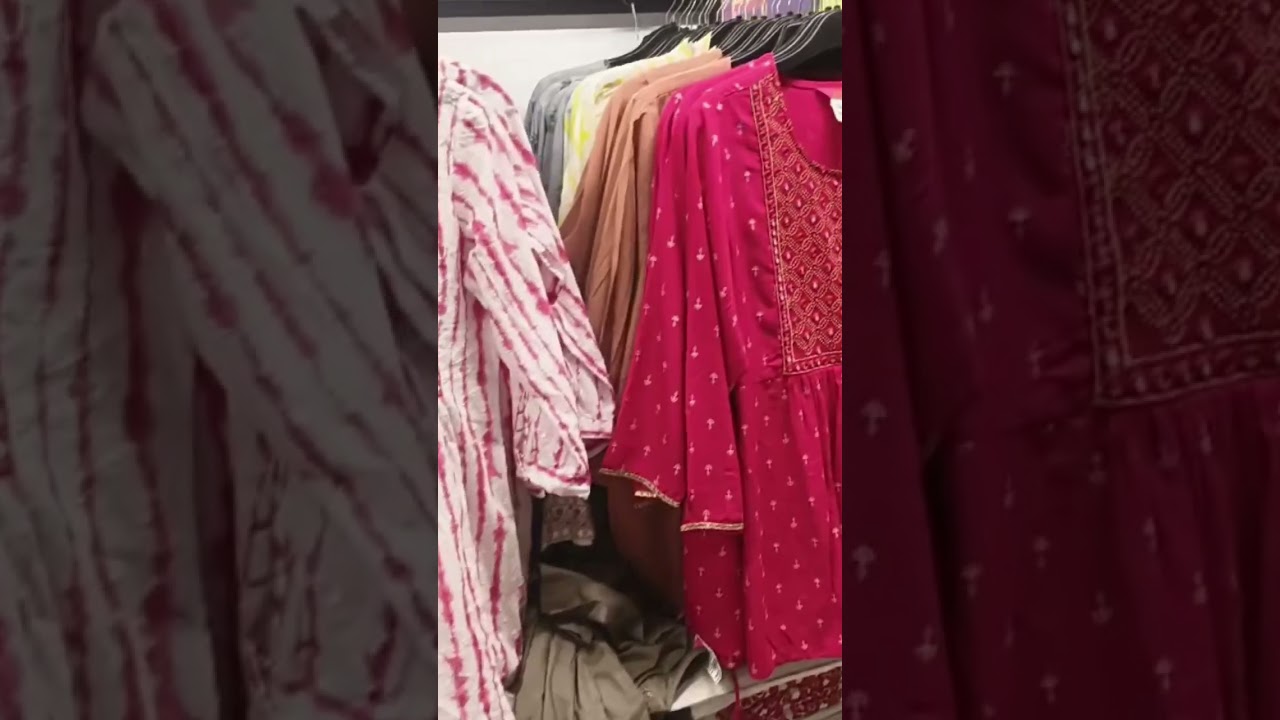 v Mart women collection #tranding #simplenails #shortvideo #makeup #vmart #shopping #shoppinghaul