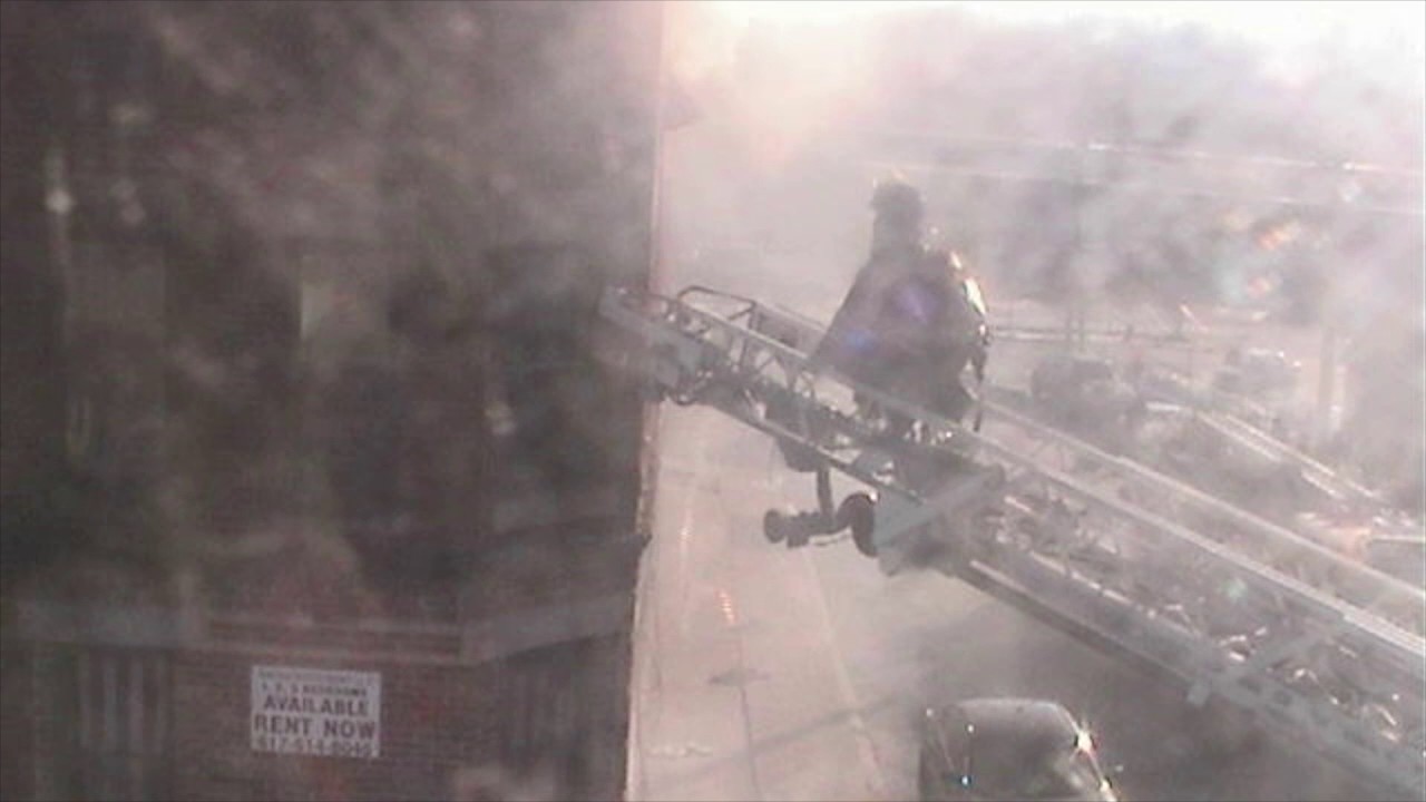 Holyoke Fire Department video of New Year's Day 2017 fire at 106 North East St. apartment block