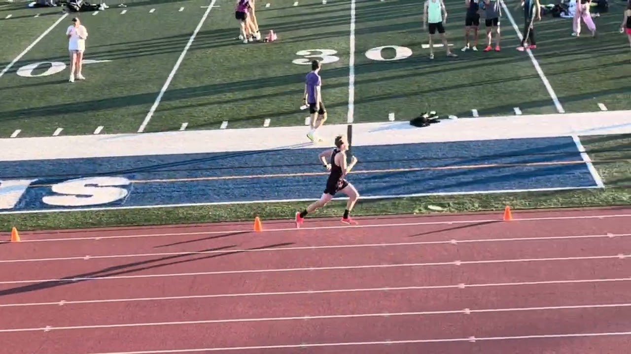 Distance In The Desert High School 800 meters