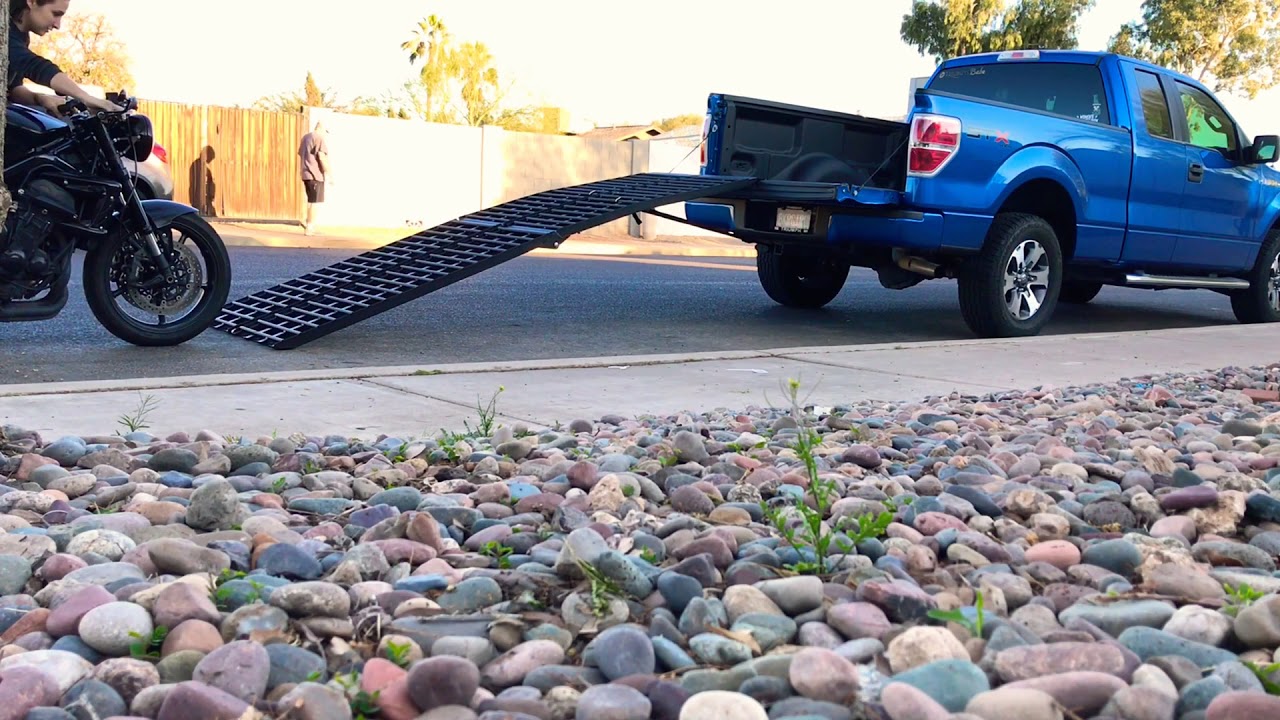First Load Up of my Triumph 675 with my New Titan Ramps