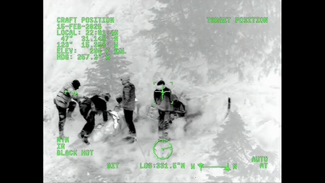 Oregon helicopter crew rescues 2 hikers who were injured by avalanche in Washington forest