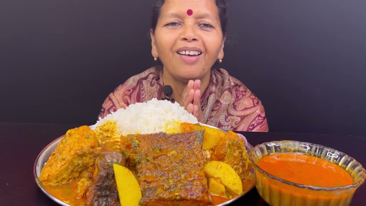 BIGBITES, EATING RICE WITH SPICY KATLA CURRY, HUGE RICE EATING।