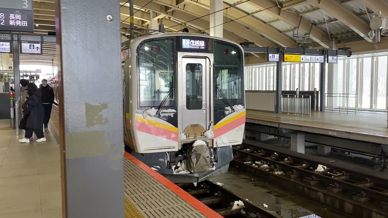 E129系 信越線普通 長岡行き 新潟駅発車