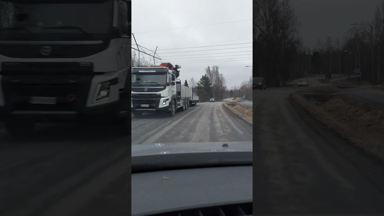 Tyhmyyttä vai välinpitämättömyyttä?