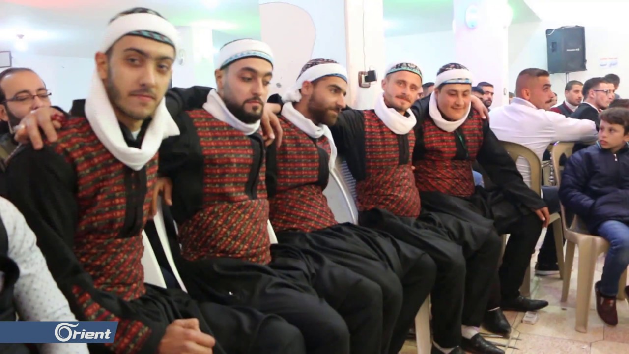 أهالي معرة النعمان يتوارثون الرقص العربي عن آبائهم وأجدادهم