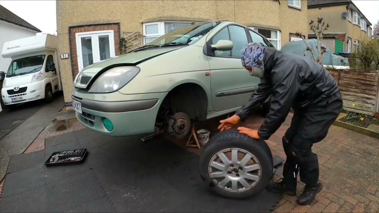 Mobile Clutch Repair. Onsite Mobile Mechanic.