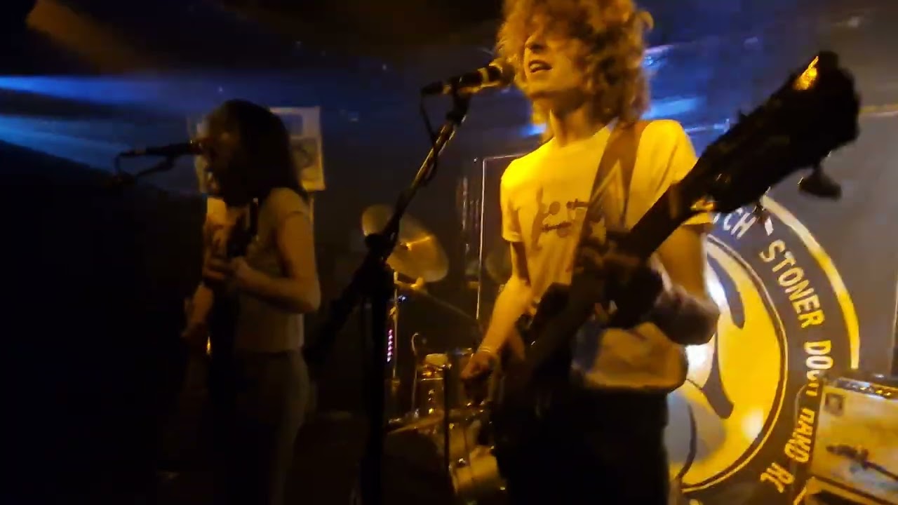 Scott Hepple and the Sun Band - Smoke and Frown 