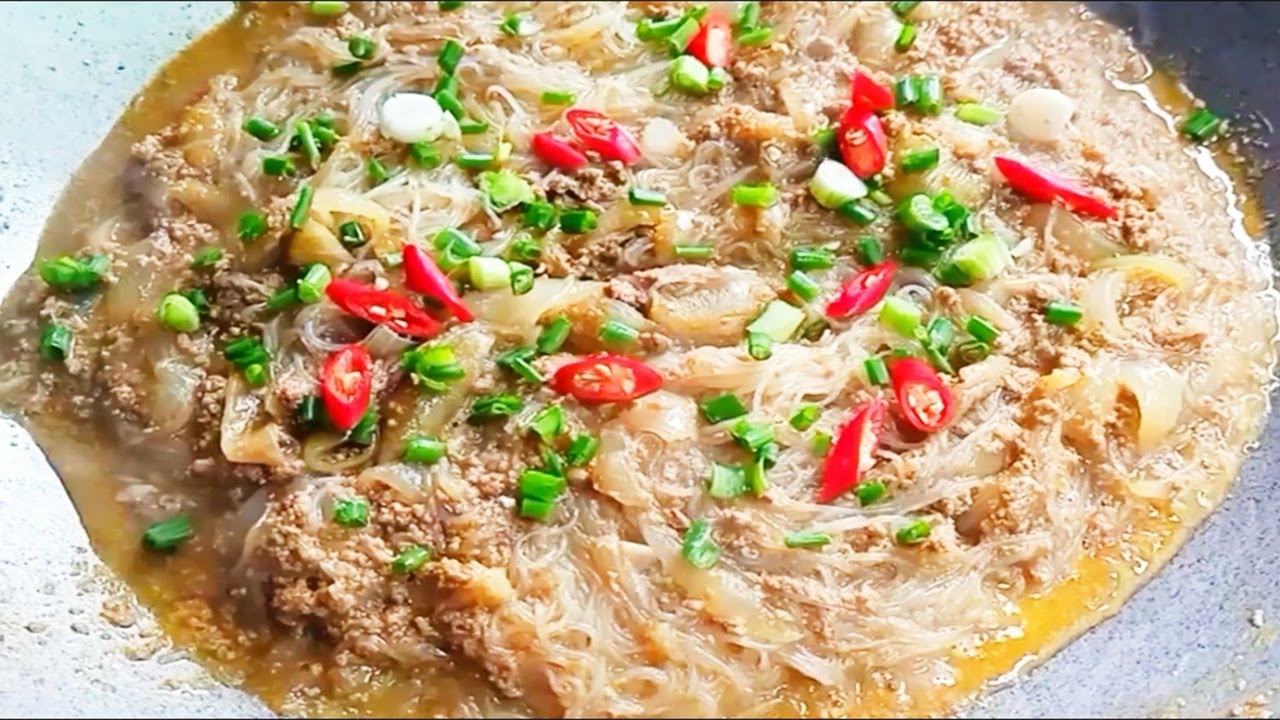 Stir fried rice field crabs with glass noodle, the best food so yummy.