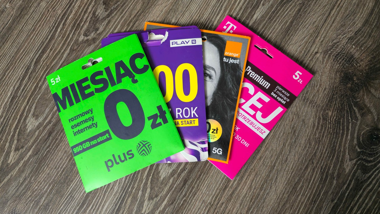 Plus, Play, Orange, czy T-Mobile? - kt&oacute;ra oferta na kartę najlepsza do trzymania numeru