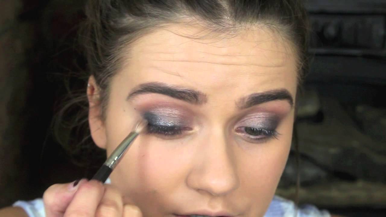 Shay Mitchell/ Emily Fields from Pretty little liars makeup tutorial | EmmasRectangle