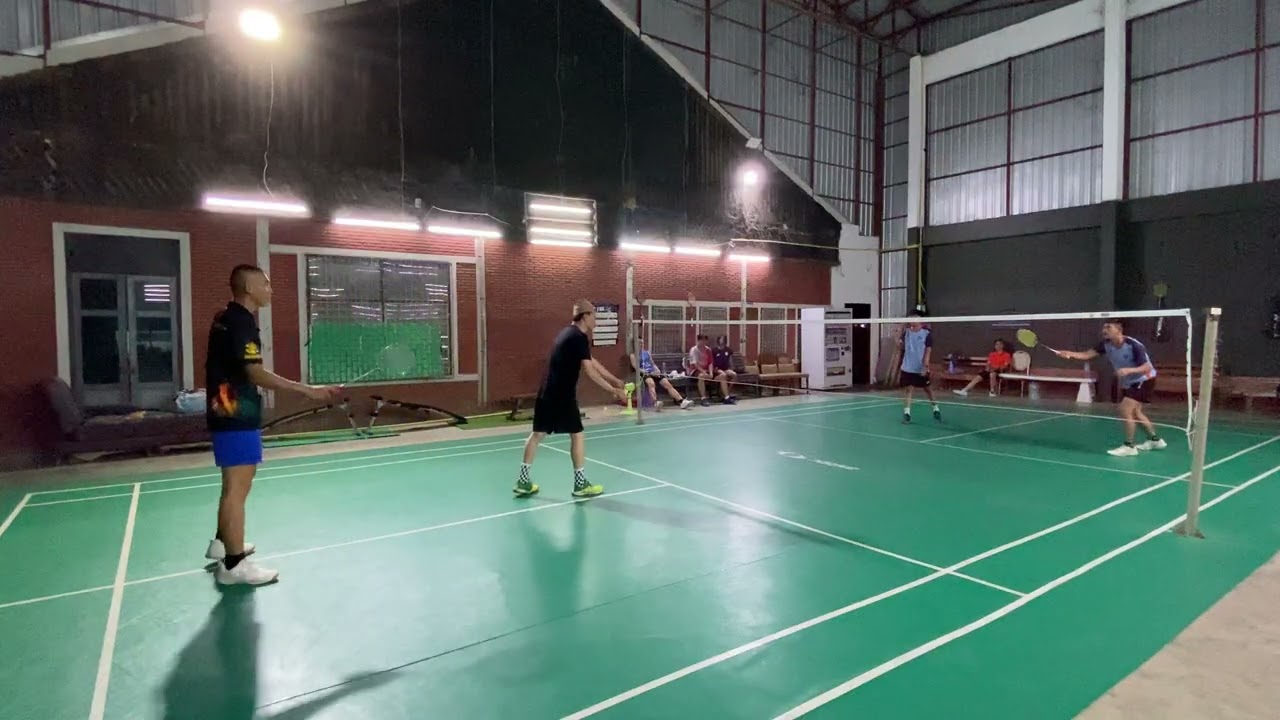 พี่นก/ปอ 🆚 ใหม่/ออม