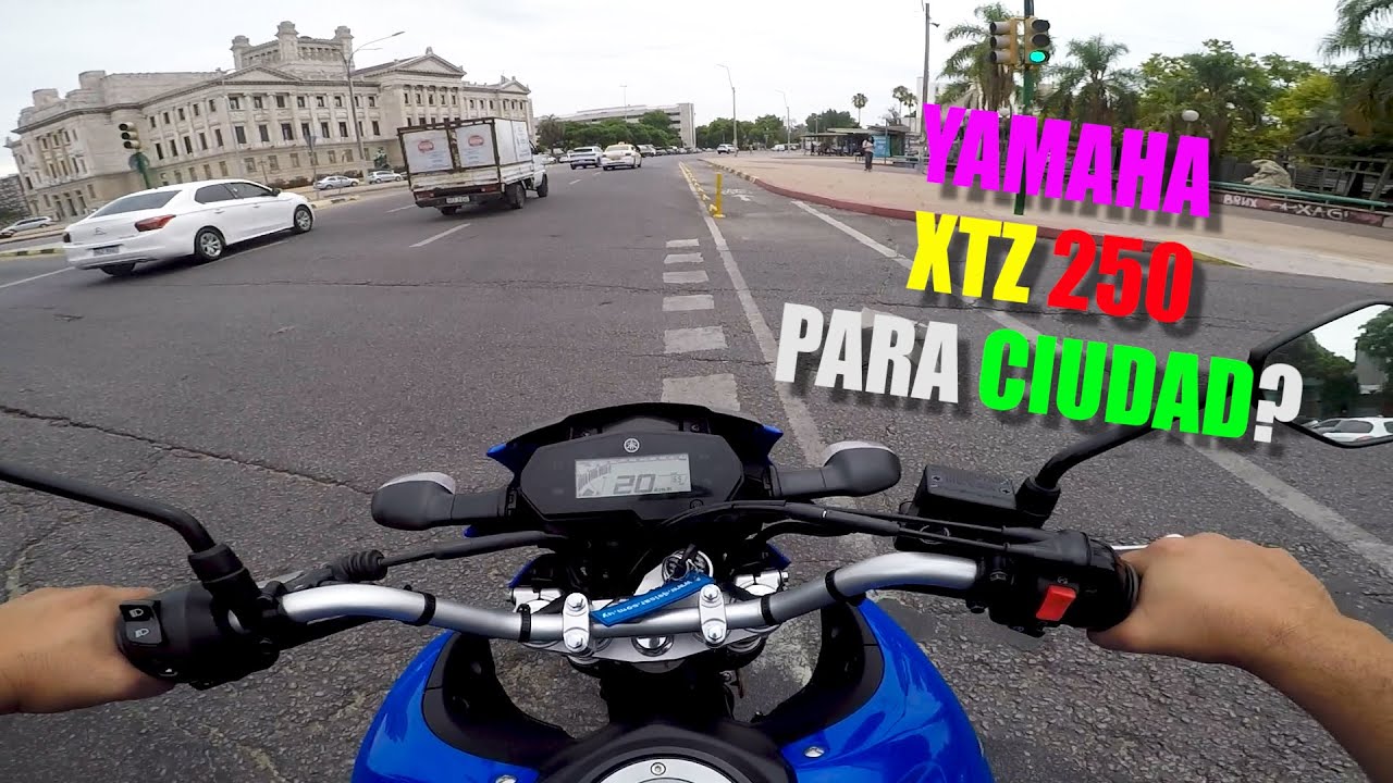 C&oacute;mo es la YAMAHA XTZ 250 para ciudad en 2025???